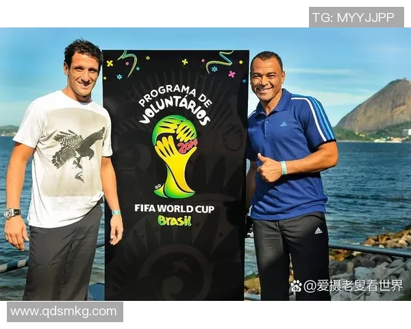 数字背后的传奇足球明星与他们的球场故事 数字背后的传奇足球明星与他们的球场故事