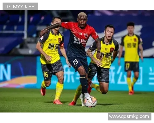 武汉足球队阵地战体系解析与战术创新探讨 武汉足球队阵地战体系解析与战术创新探讨